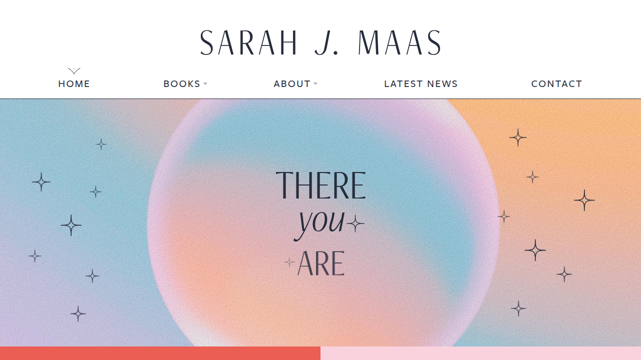 Screenshot of Sarah J. Maas's official website, showing resources for readers and her interconnected series.