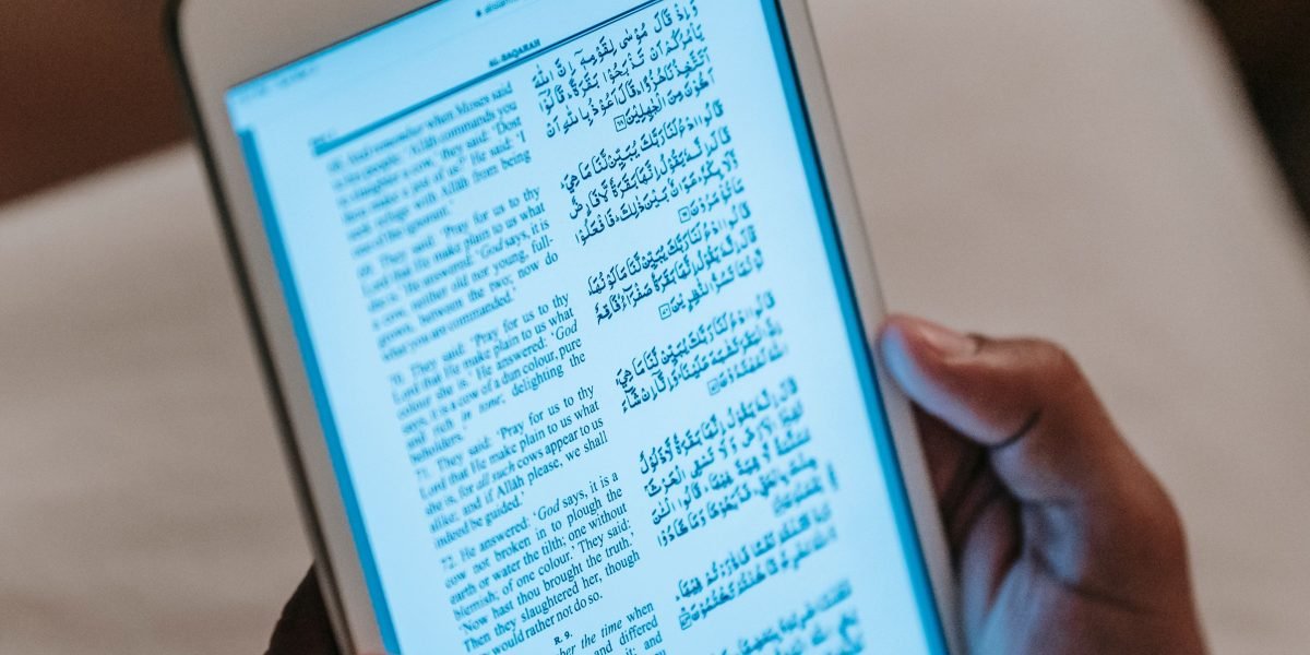 This article compares the top digital and human-powered ways fantasy readers discover new books, from indie bookstores like Green Apple Books to large platforms...